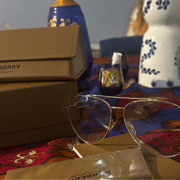 Burberry Glasses - Picture 7 of 9